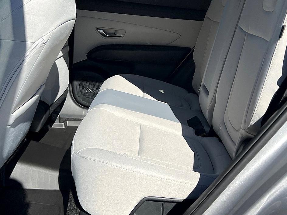 new 2026 Hyundai TUCSON Hybrid car, priced at $32,048
