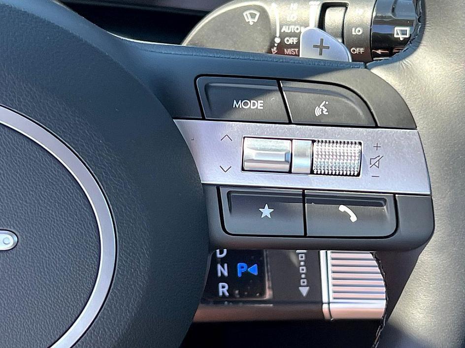 new 2026 Hyundai TUCSON Hybrid car, priced at $39,995