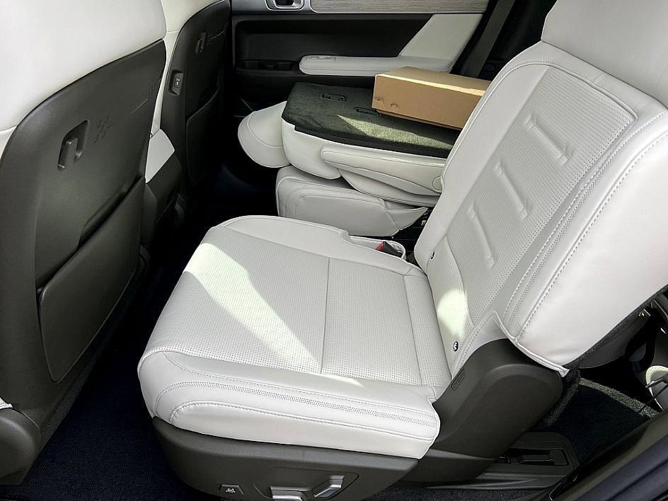 new 2025 Hyundai Santa Fe car, priced at $46,936