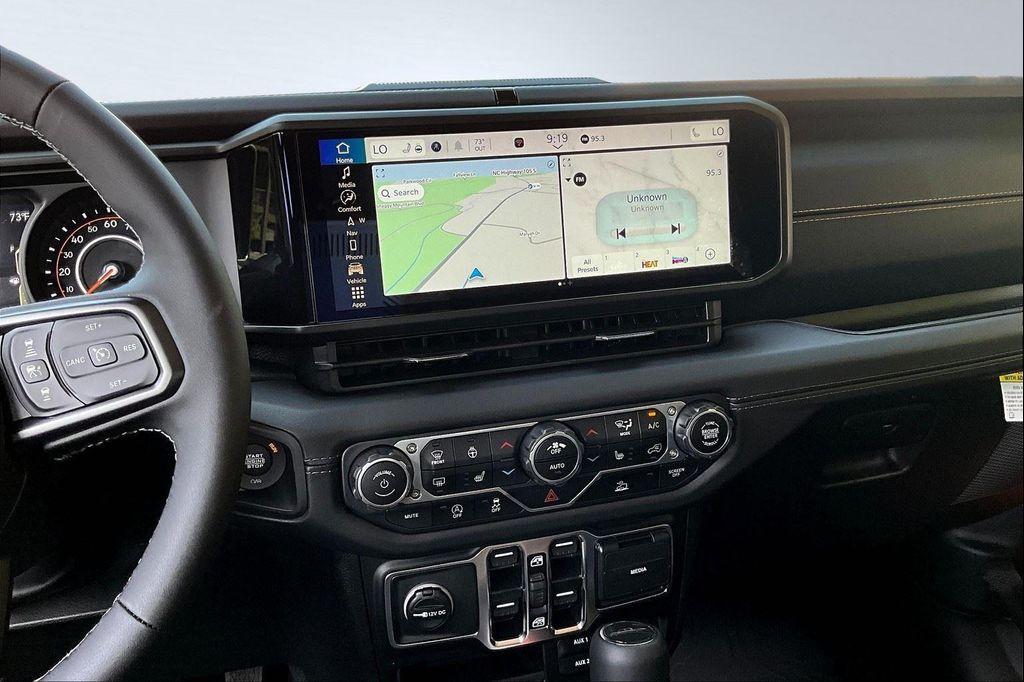 new 2025 Jeep Gladiator car, priced at $45,499