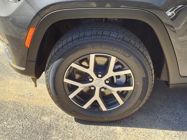 new 2025 Jeep Grand Cherokee L car, priced at $46,800