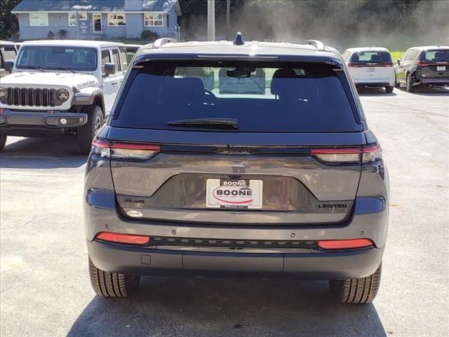 new 2025 Jeep Grand Cherokee car, priced at $46,176