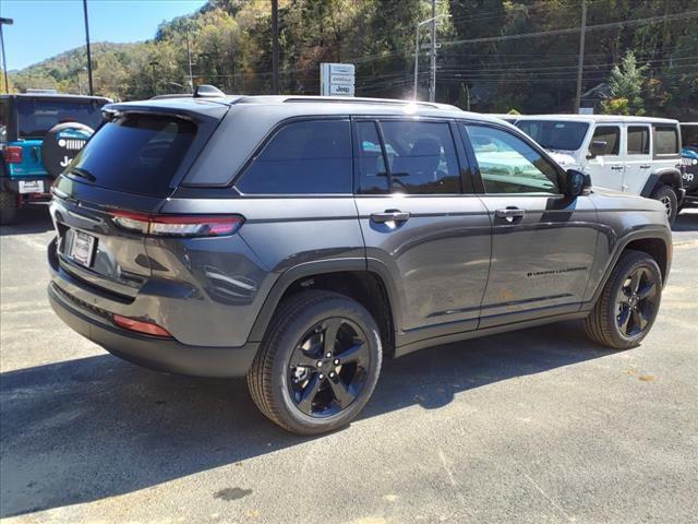 new 2025 Jeep Grand Cherokee car, priced at $46,176