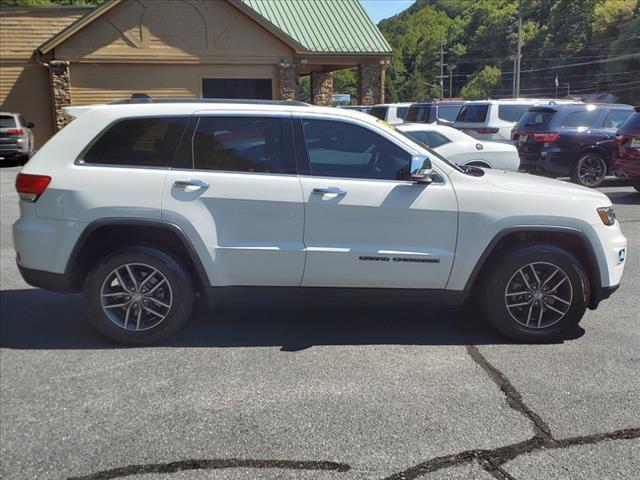 used 2018 Jeep Grand Cherokee car, priced at $16,874