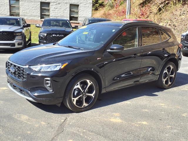 used 2023 Ford Escape car, priced at $28,983