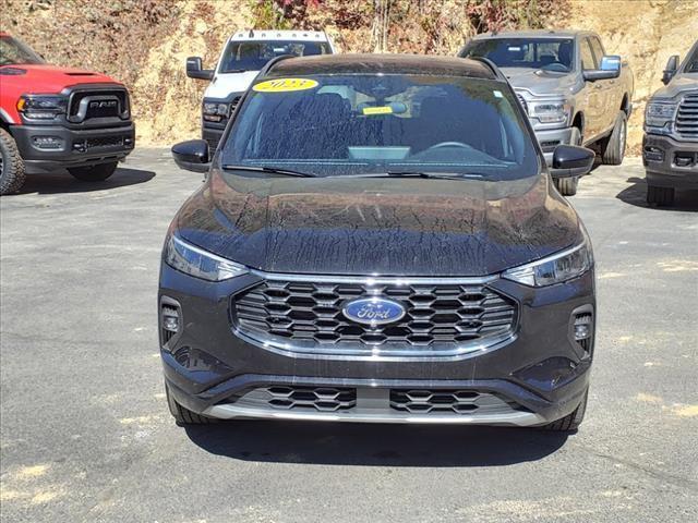 used 2023 Ford Escape car, priced at $28,983