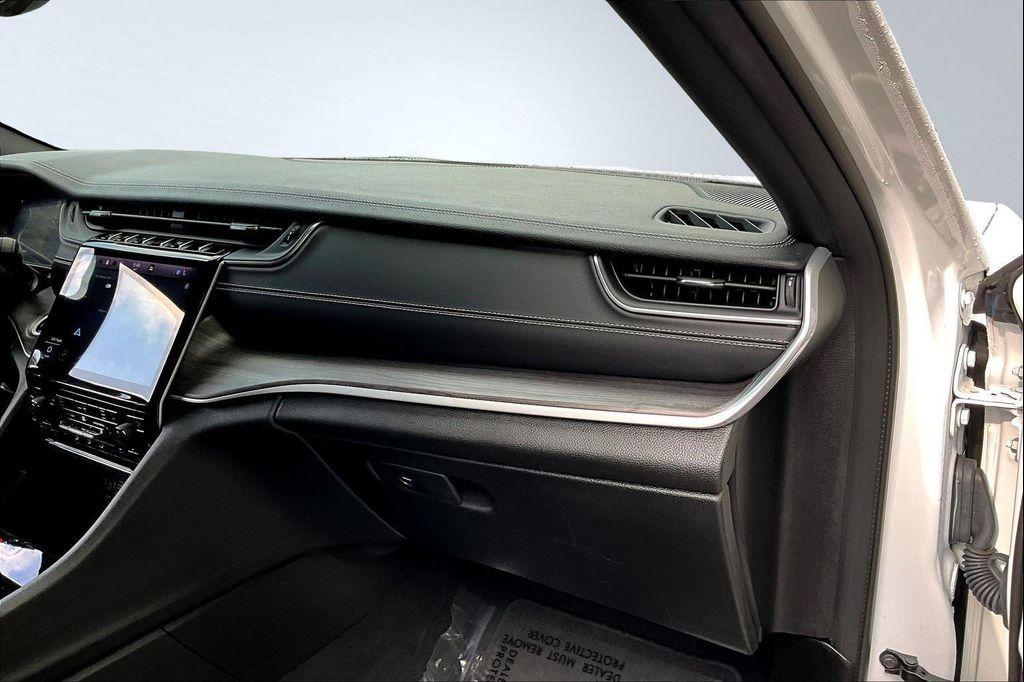 used 2024 Jeep Grand Cherokee car, priced at $37,663