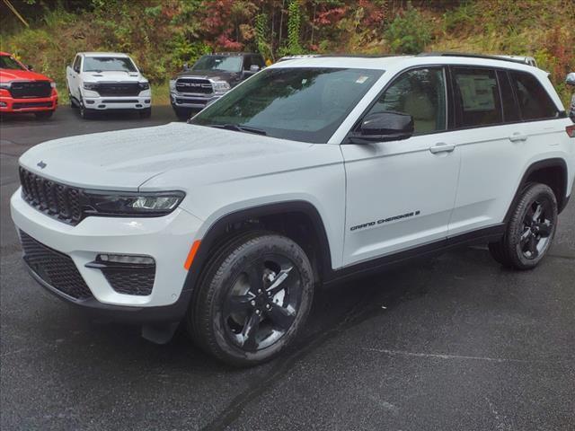 new 2025 Jeep Grand Cherokee car, priced at $50,536