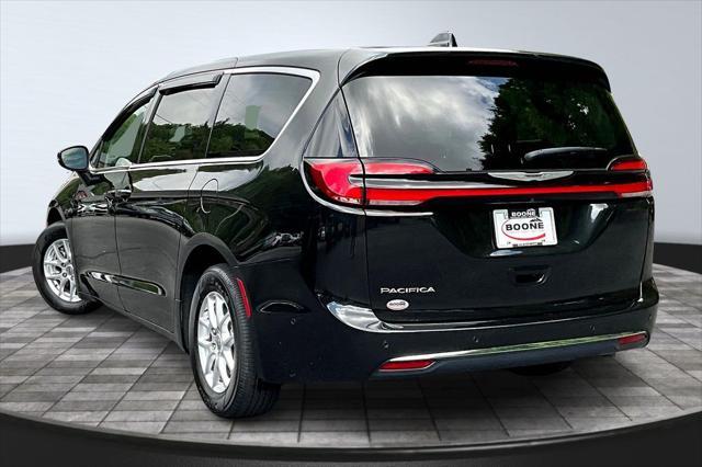 used 2023 Chrysler Pacifica car, priced at $28,408