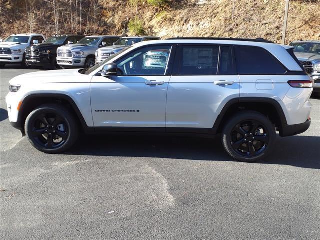 new 2024 Jeep Grand Cherokee car, priced at $47,696