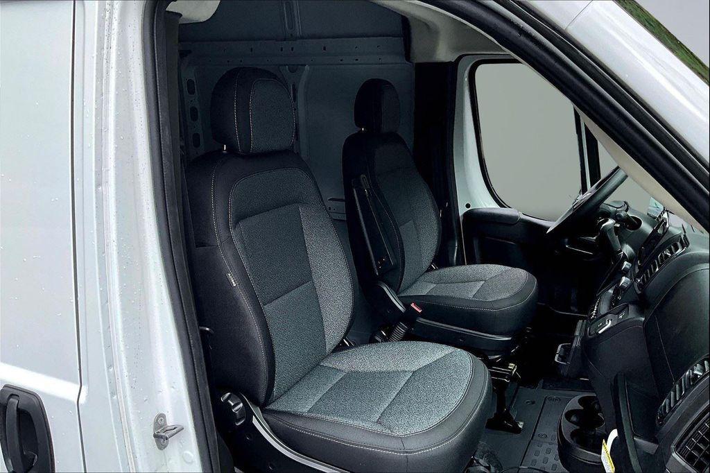 new 2025 Ram ProMaster 3500 car, priced at $47,490
