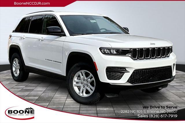 new 2025 Jeep Grand Cherokee car, priced at $40,052