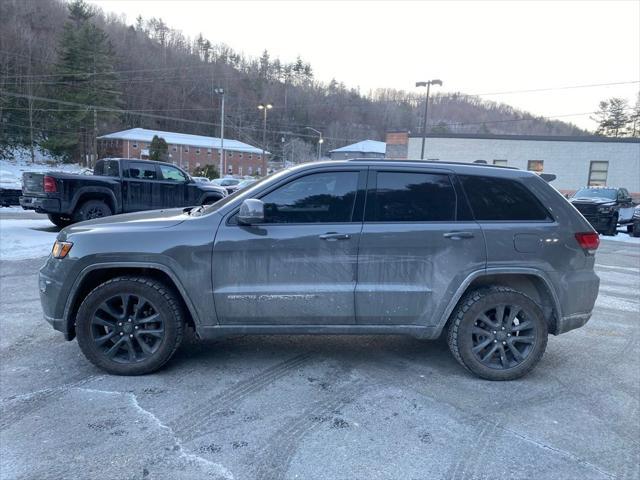 used 2022 Jeep Grand Cherokee car, priced at $29,935