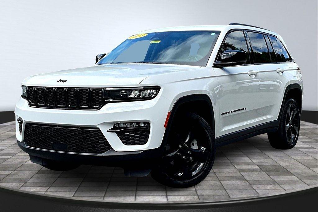 used 2023 Jeep Grand Cherokee car, priced at $34,398
