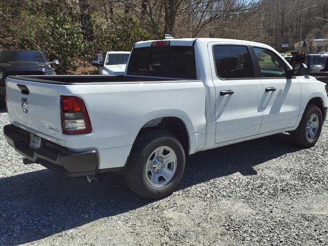 new 2024 Ram 1500 car, priced at $45,561