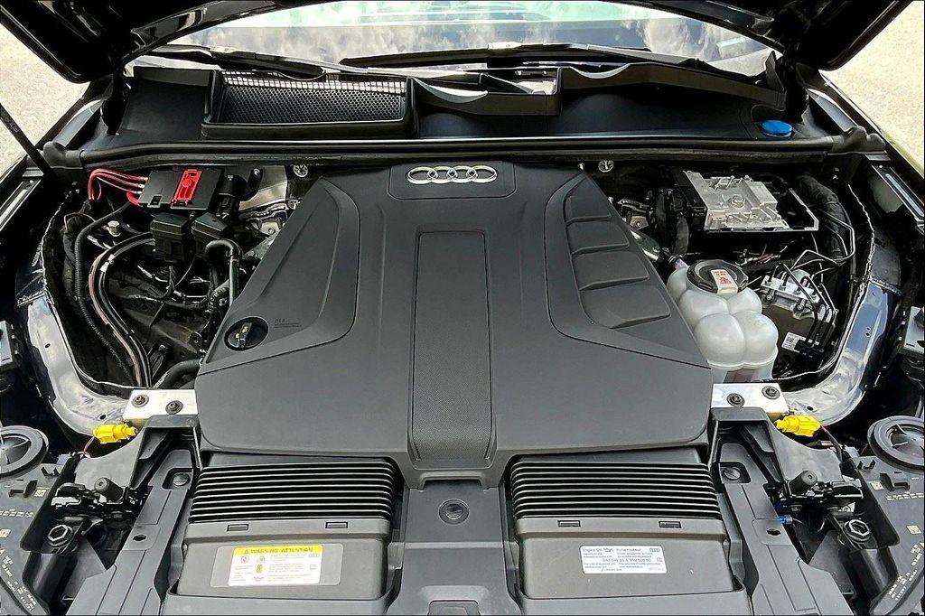 used 2022 Audi Q7 car, priced at $37,992
