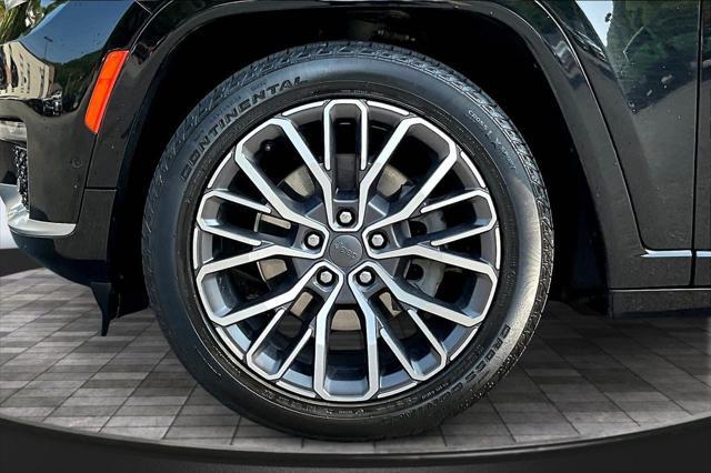 used 2021 Jeep Grand Cherokee L car, priced at $39,164