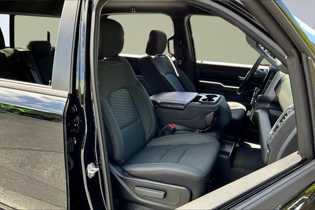 new 2025 Ram 1500 car, priced at $42,000