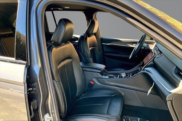 new 2025 Jeep Grand Cherokee car, priced at $46,240