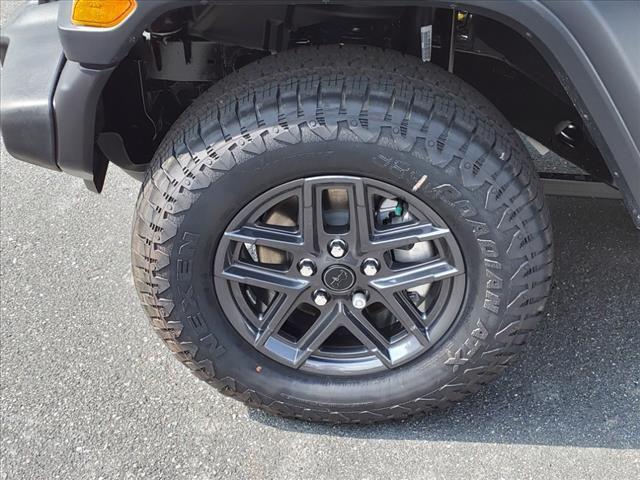 new 2024 Jeep Wrangler car, priced at $43,376