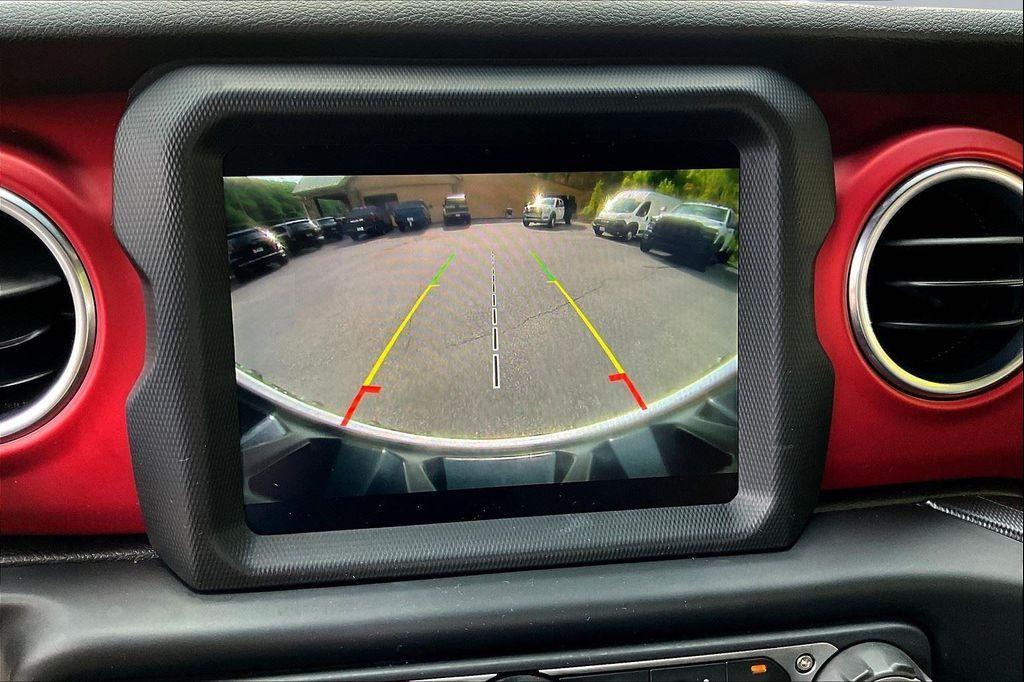 used 2019 Jeep Wrangler Unlimited car, priced at $33,992