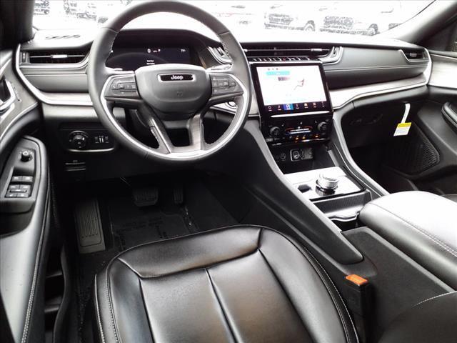 new 2025 Jeep Grand Cherokee L car, priced at $47,000