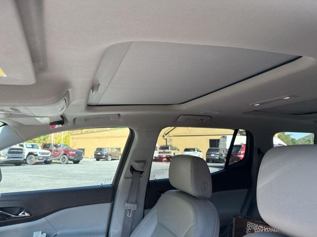 used 2022 GMC Acadia car, priced at $28,992