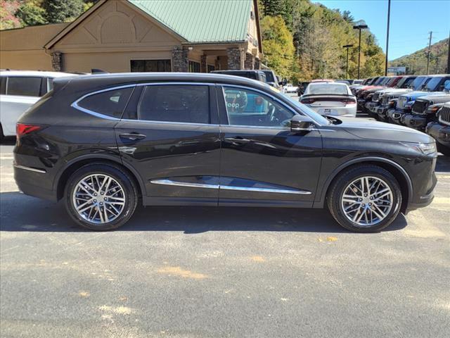 used 2022 Acura MDX car, priced at $42,995