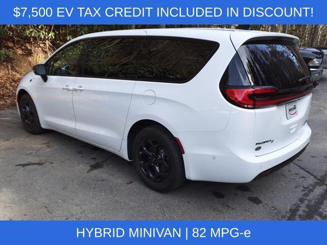 new 2024 Chrysler Pacifica Hybrid car, priced at $48,350