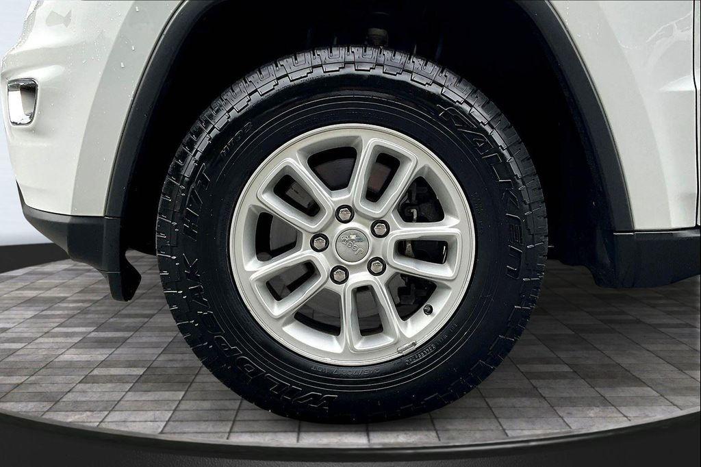 used 2020 Jeep Grand Cherokee car, priced at $24,250