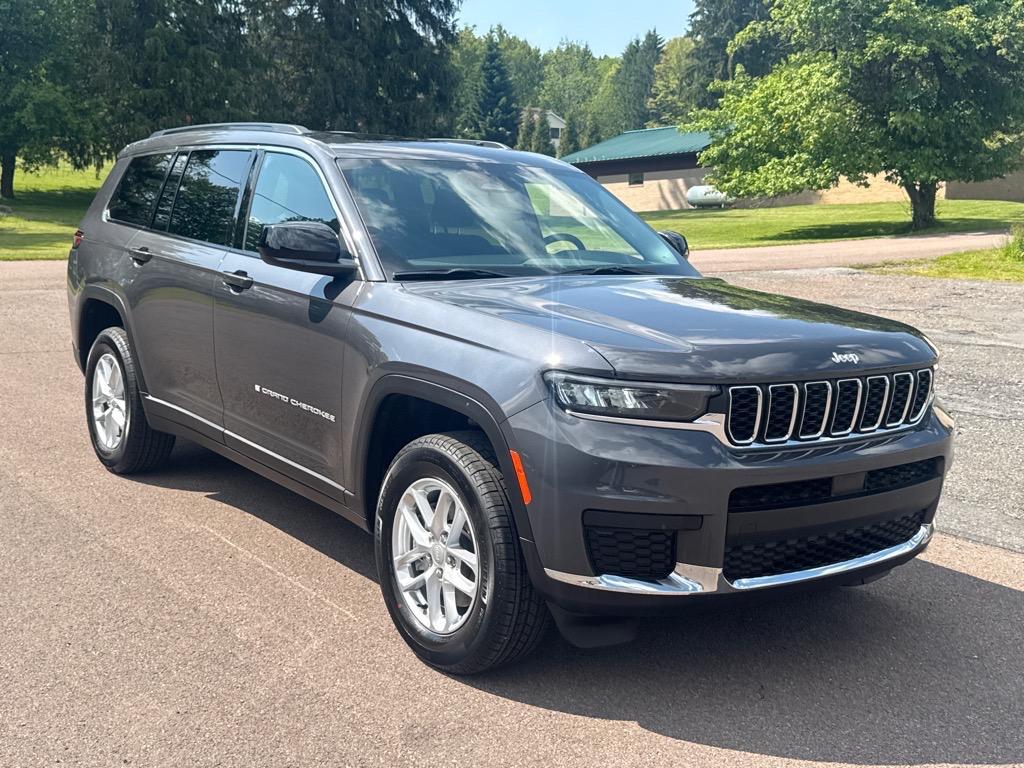 new 2025 Jeep Grand Cherokee L car, priced at $43,925