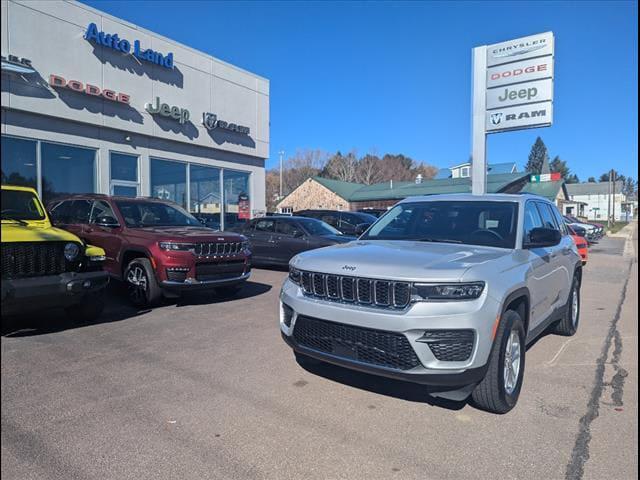 used 2023 Jeep Grand Cherokee car, priced at $31,118