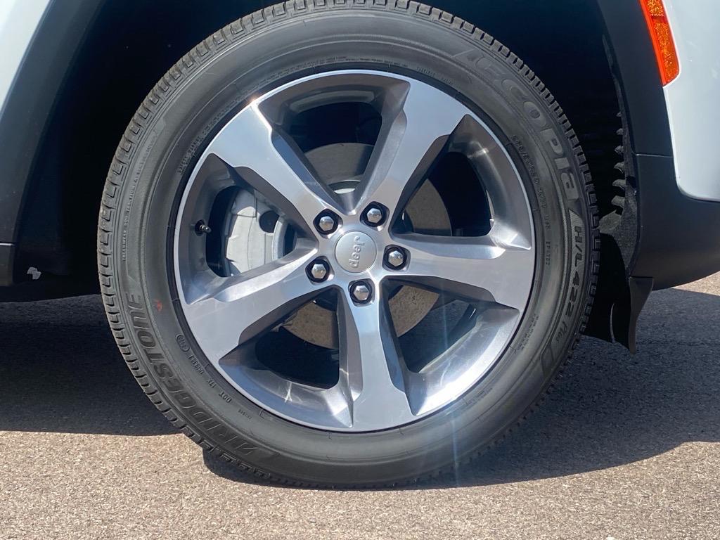 new 2025 Jeep Grand Cherokee car, priced at $50,771