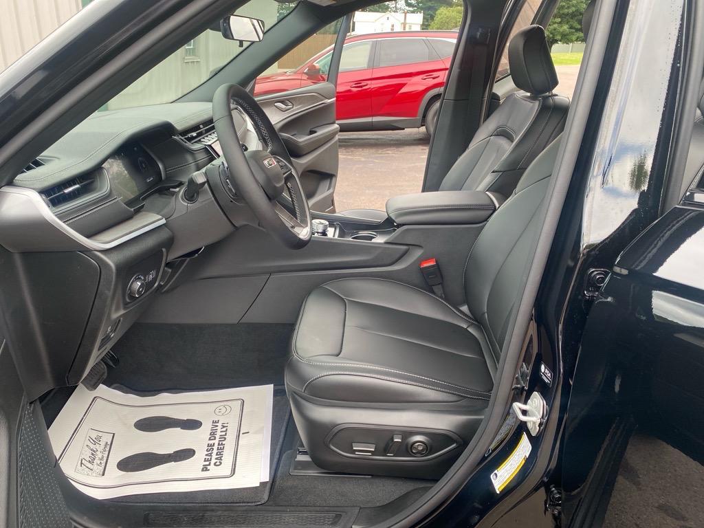 new 2025 Jeep Grand Cherokee car, priced at $50,010
