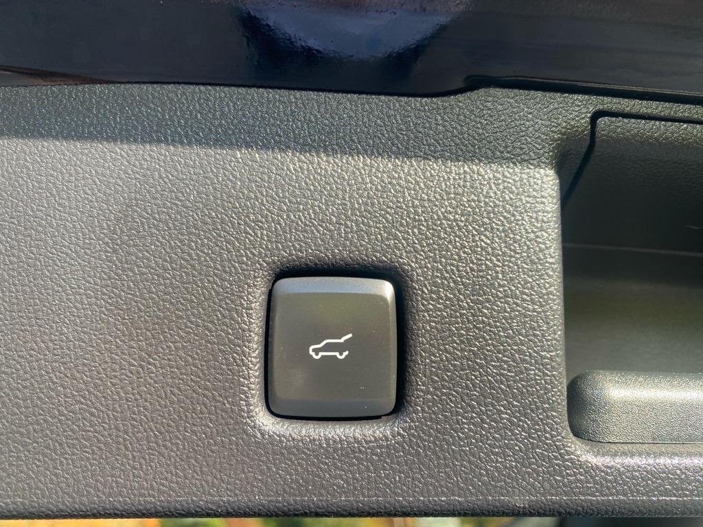 used 2022 Ford Escape car, priced at $22,460