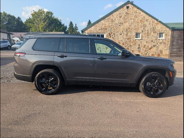 new 2024 Jeep Grand Cherokee L car, priced at $41,823