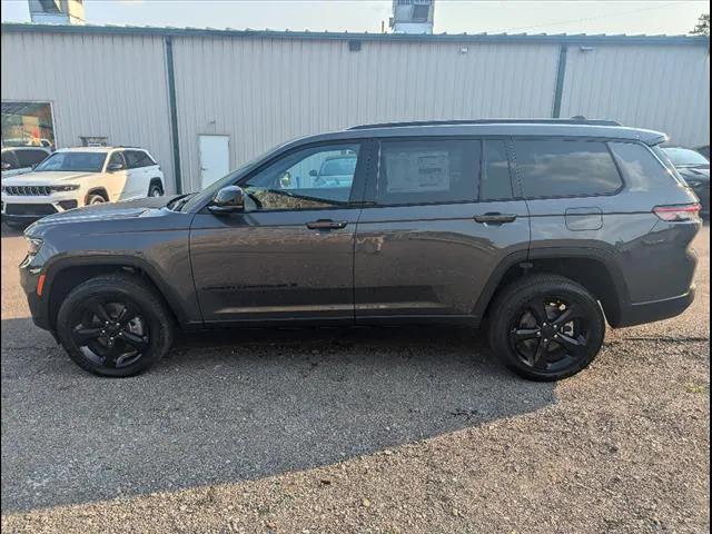 new 2024 Jeep Grand Cherokee L car, priced at $41,823