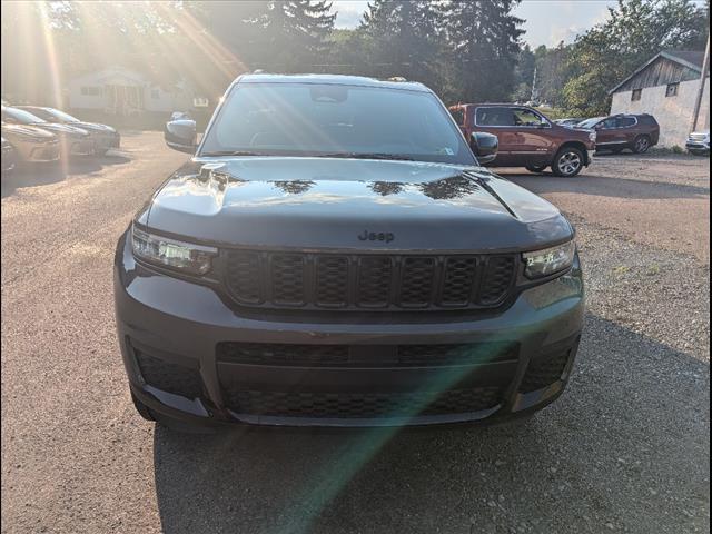 new 2024 Jeep Grand Cherokee L car, priced at $41,823