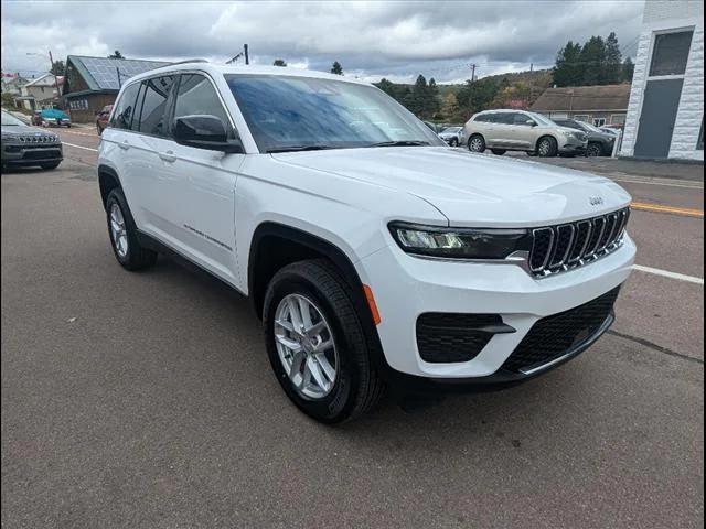 new 2025 Jeep Grand Cherokee car, priced at $38,046