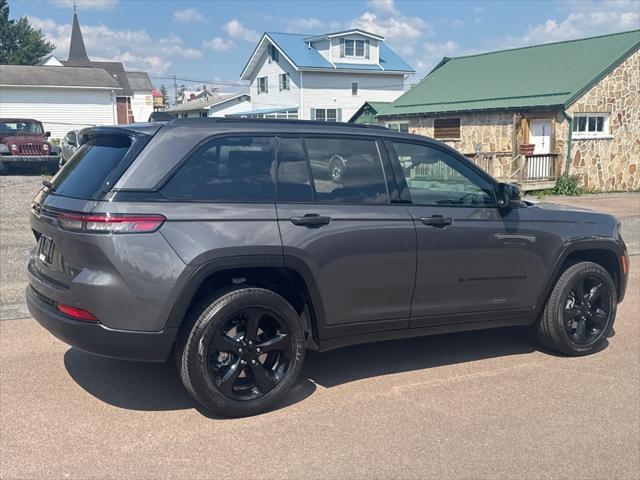 new 2025 Jeep Grand Cherokee car, priced at $48,375