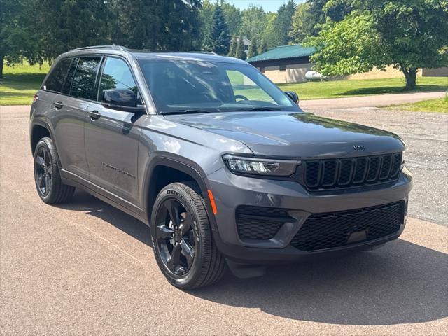 new 2025 Jeep Grand Cherokee car, priced at $48,375