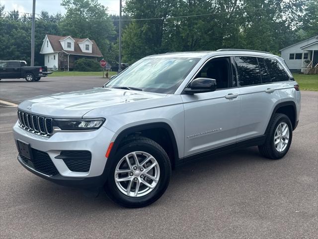 used 2024 Jeep Grand Cherokee car, priced at $34,300
