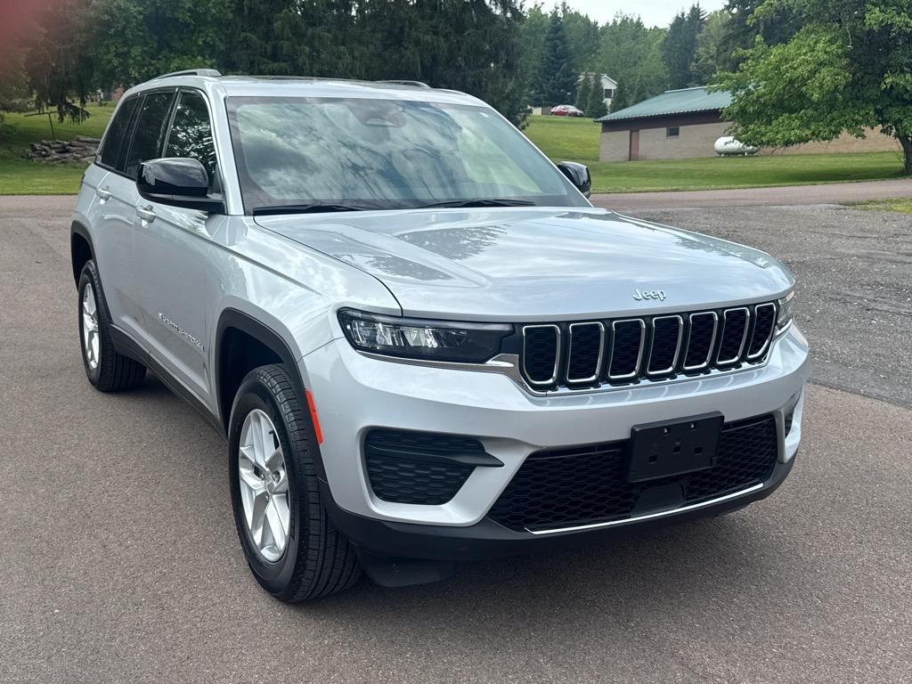 used 2024 Jeep Grand Cherokee car, priced at $34,300