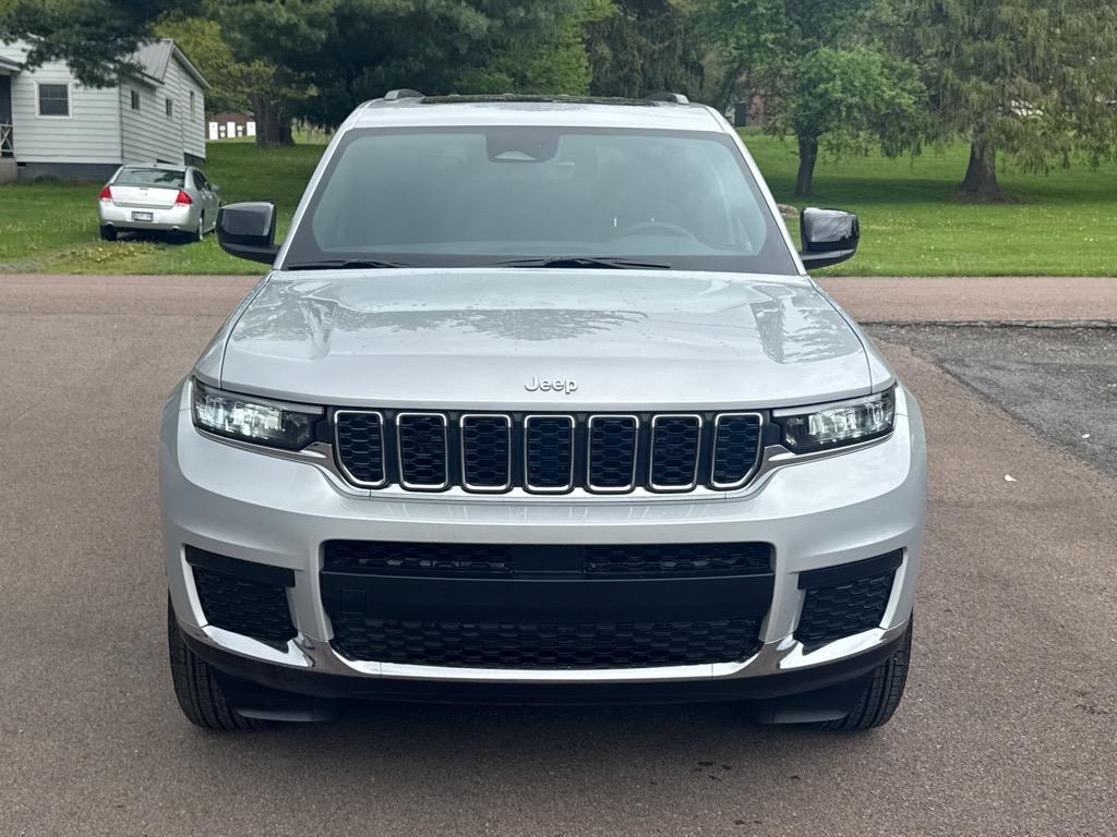 new 2025 Jeep Grand Cherokee L car, priced at $45,720