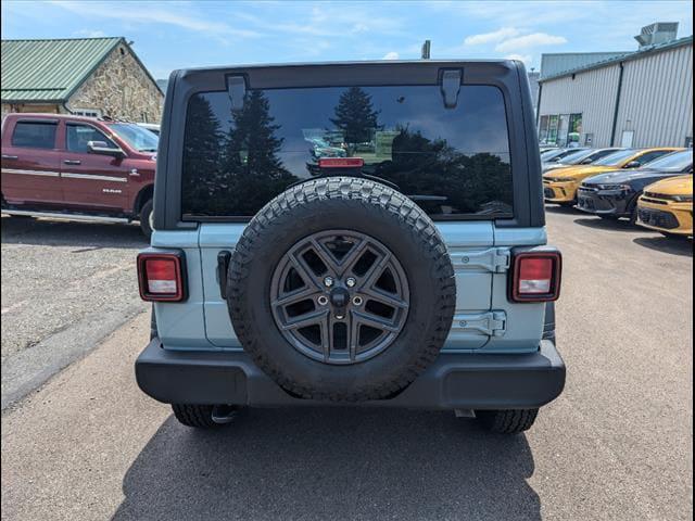 new 2024 Jeep Wrangler car, priced at $47,078