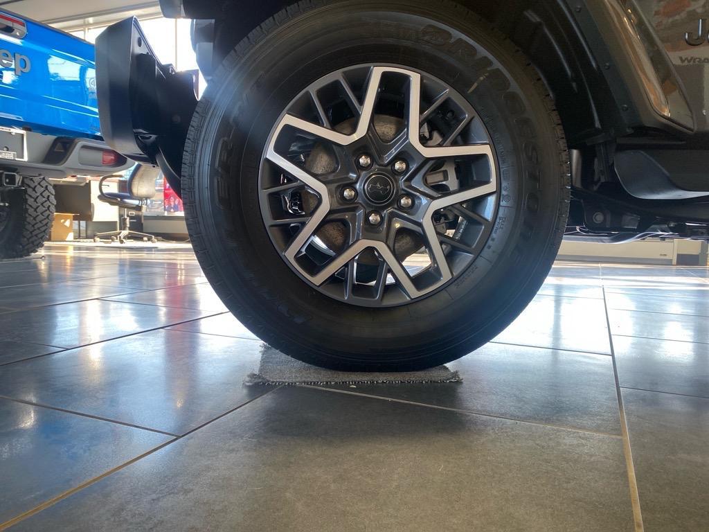 new 2025 Jeep Wrangler car, priced at $55,383