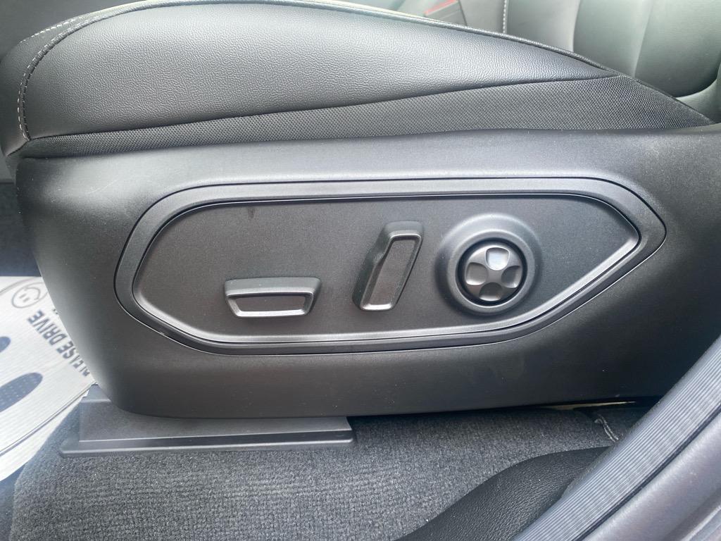 new 2025 Jeep Grand Cherokee car, priced at $51,397