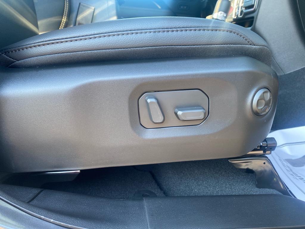 new 2025 Jeep Gladiator car, priced at $49,410