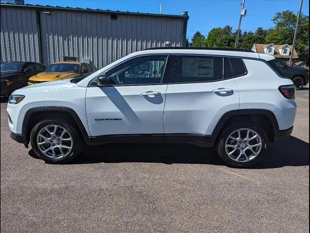 new 2024 Jeep Compass car, priced at $28,490