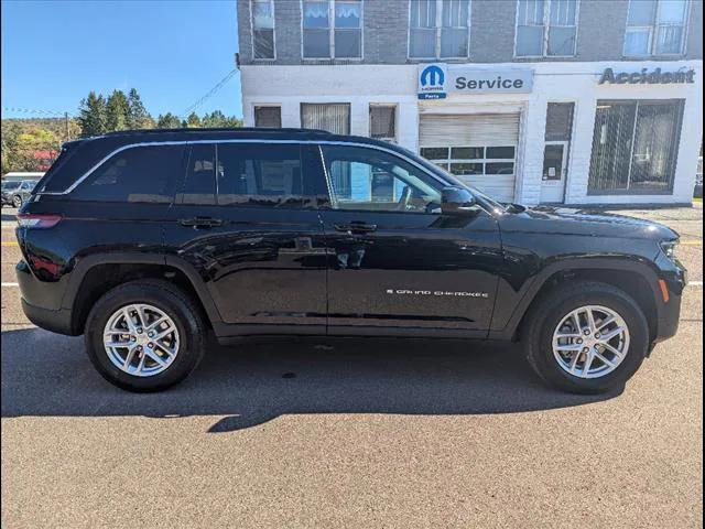 new 2025 Jeep Grand Cherokee car, priced at $39,478